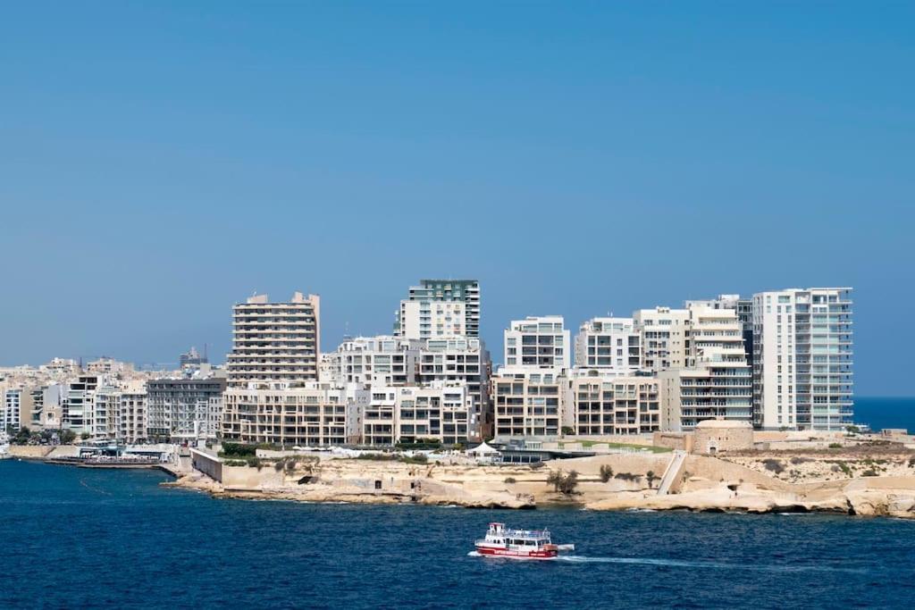 Vallettastay - Harbor View Gem -Sea View 2 Bed Apt Esterno foto